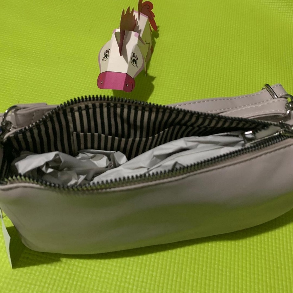 TAUPE RUE 21 BAG (3 for $30) π - Picture 4 of 4